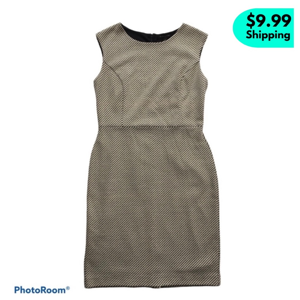 NWT BANANA REPUBLIC B&W Sleeveless Sheath Dress 10